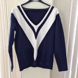 Men’s V-Neck Sweater/Sweatshirt